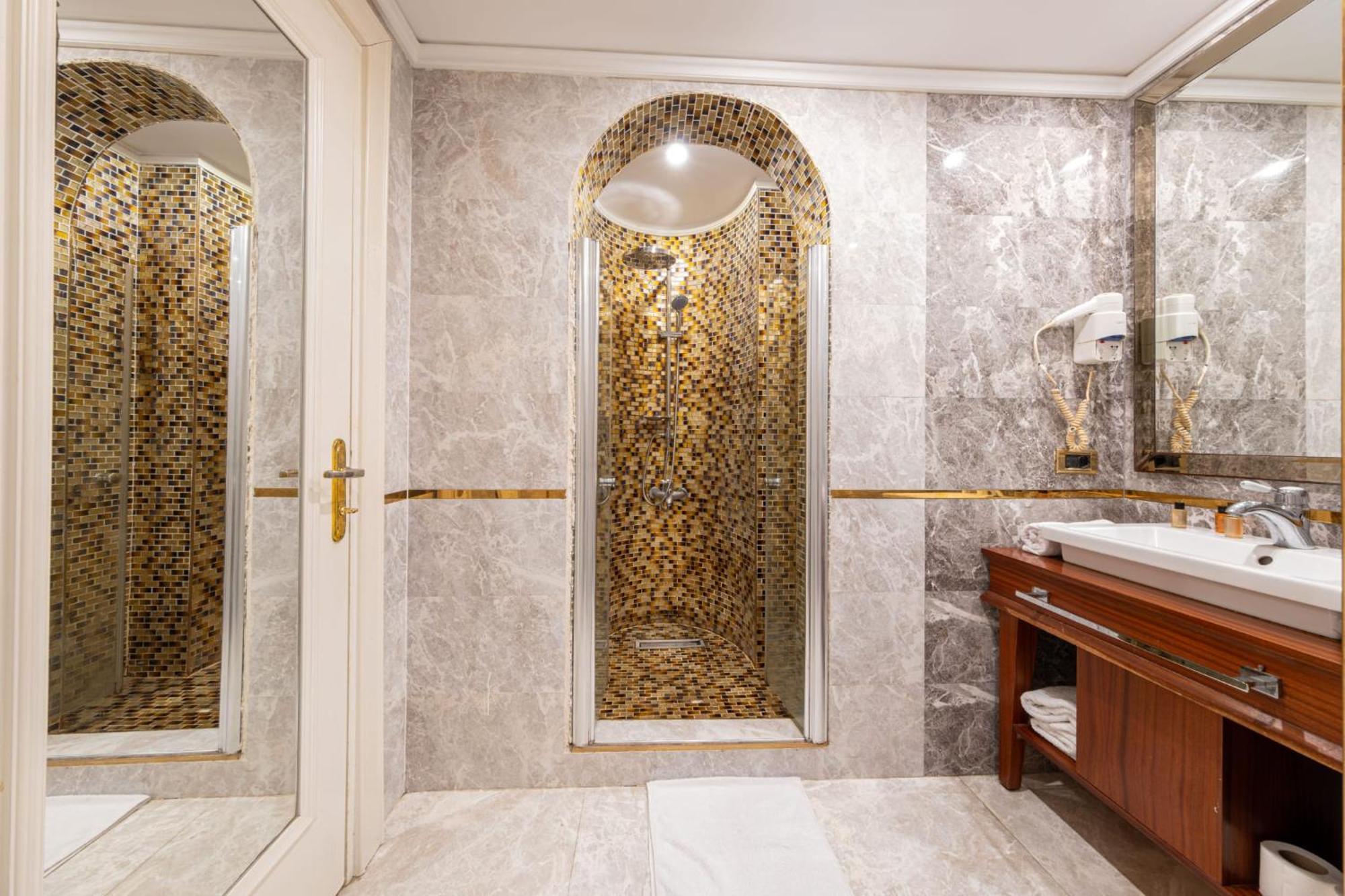 Myy Boutique Hotel Istanbul Eksteriør billede